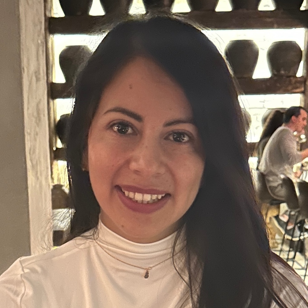 Meet your Posher, Lily